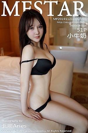 [MFStar模范学院]Vol.231_嫩模小牛奶私房床上大尺度全脱遮点秀豪乳翘臀诱惑写真51P