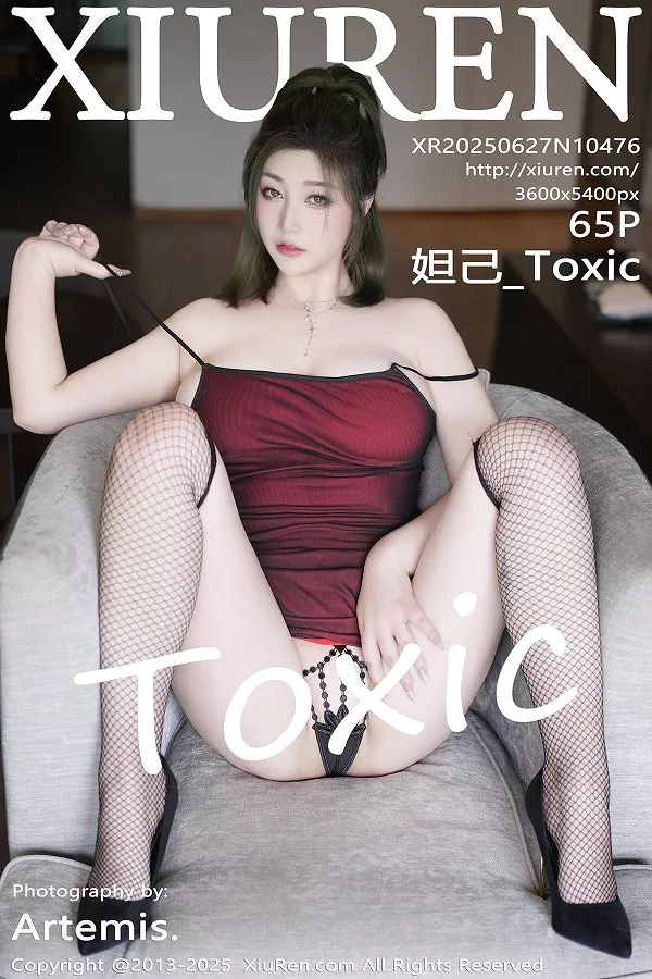 [XiuRen秀人网]No.10476_女神妲己_Toxic性感红色情趣服饰配黑丝网袜秀丰满身材诱惑写真65P