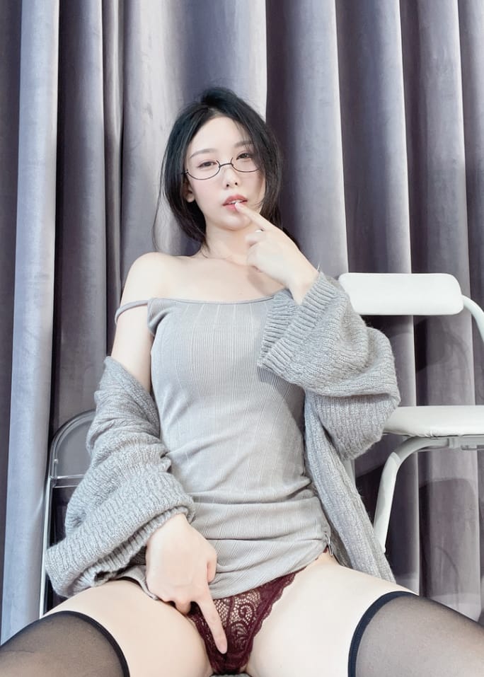 抖娘-利世 – NO.156 定制-宅女[40P-136MB]