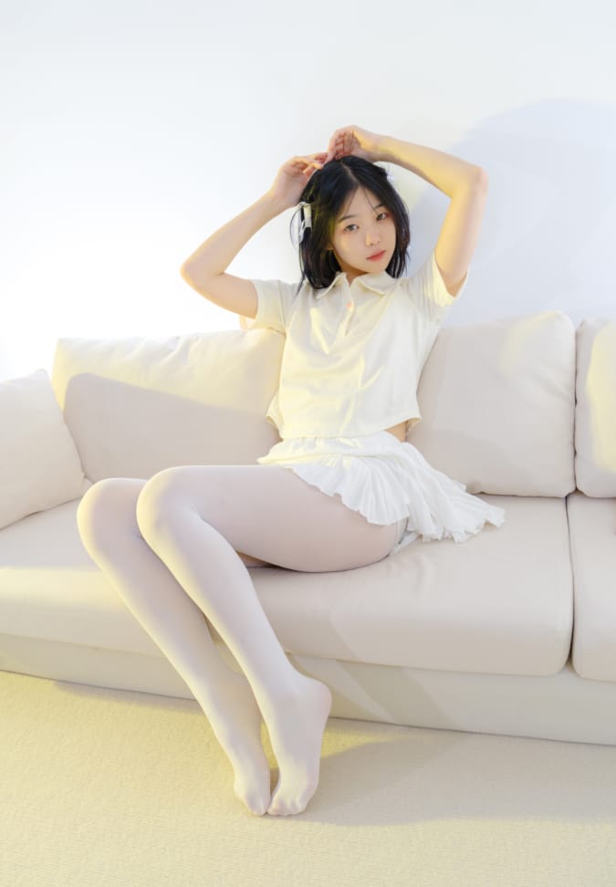 森萝财团 – 内部VIP版-小樱试拍 01E 4K [100P1V-4.7G]