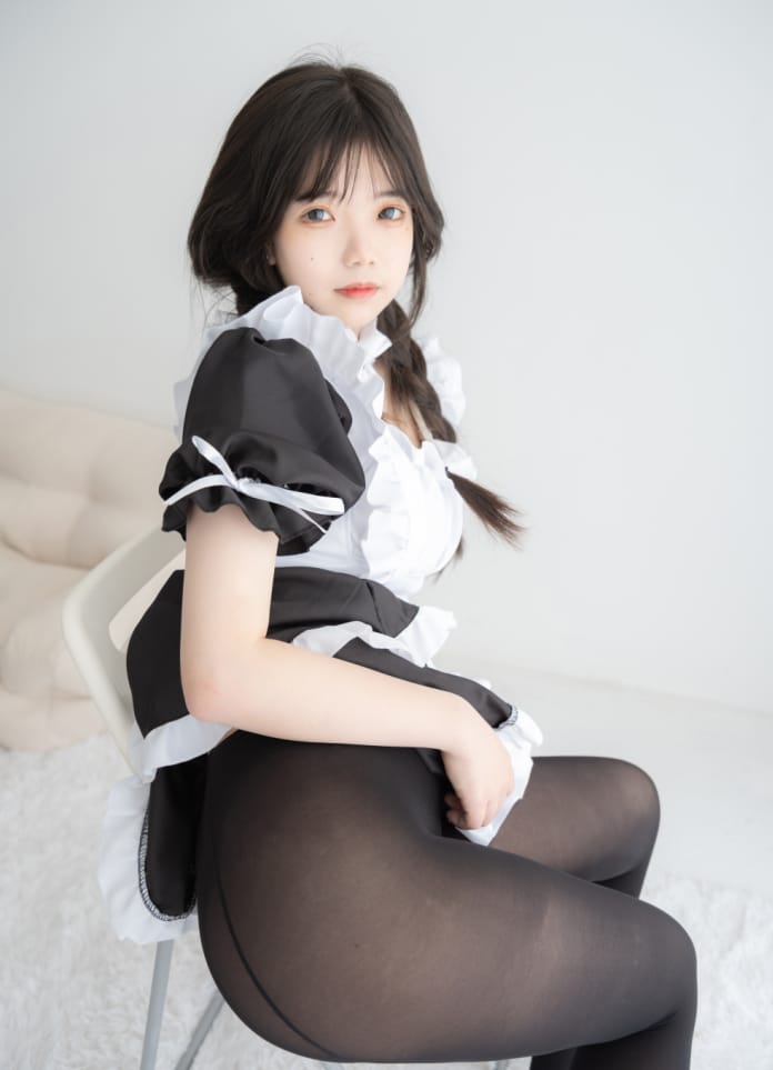 紧急企划 内部 奶昔 – 黑丝女仆[50P-823M]VIP