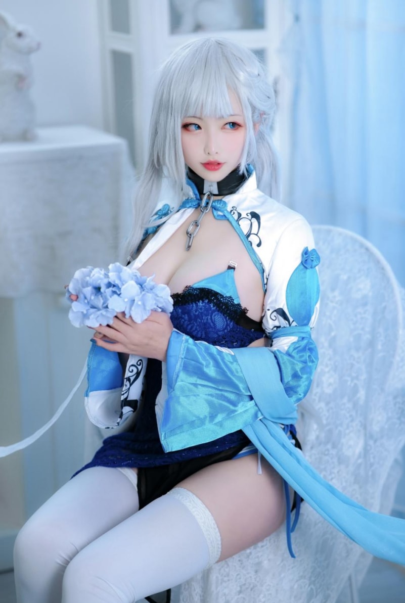 樱岛嗷 – NO.12 贝法尔斯特旗袍 [15P-144MB]