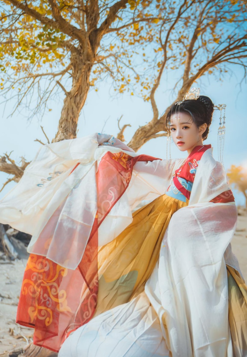 桜桃喵 – NO.206 惊鸿 [15P-375MB]