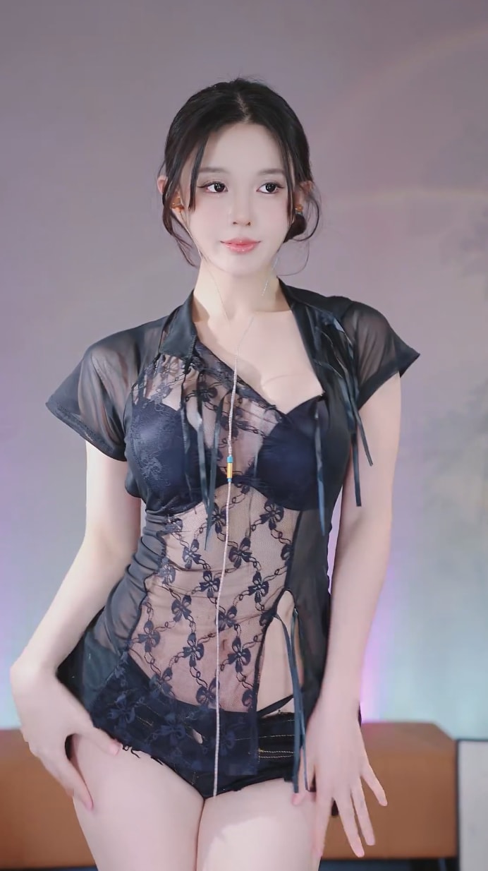 【舞】CC-乔巴音-付费群定制[12V-1.63GB]