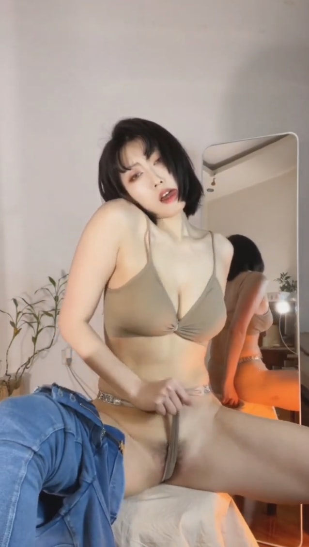 【舞】快手-紫月很会跳-付费定制私拍[9V-529MB]